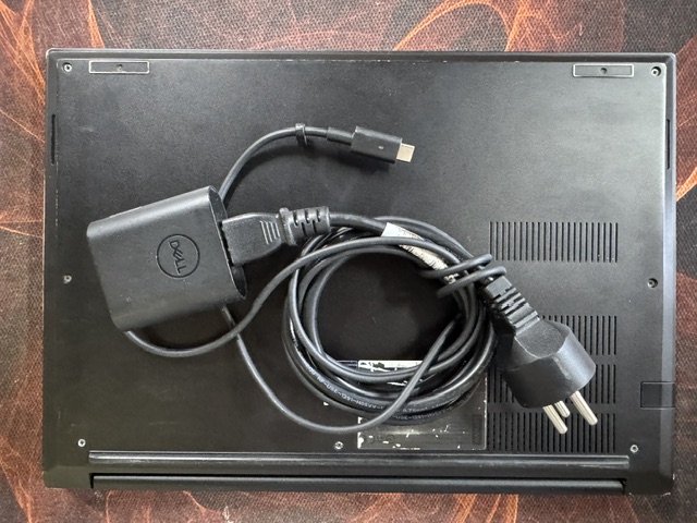 Lenovo ThinkPad E14 — 14 אינץ׳, i5 דור 10, 16GB RAM, 512GB SSD, מטען מקורי — תמונה 6