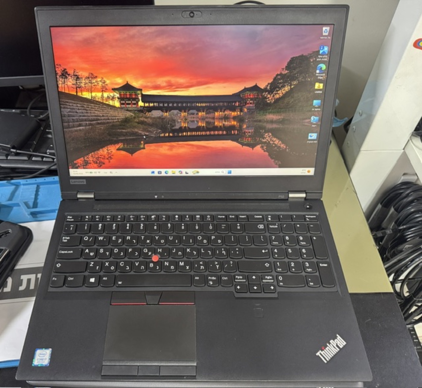Lenovo ThinkPad P52 — ‏15.6 אינץ׳, i7 8-Core דור 8, ‏32GB, ‏238GB SSD, Quadro P1000 — תמונה 2