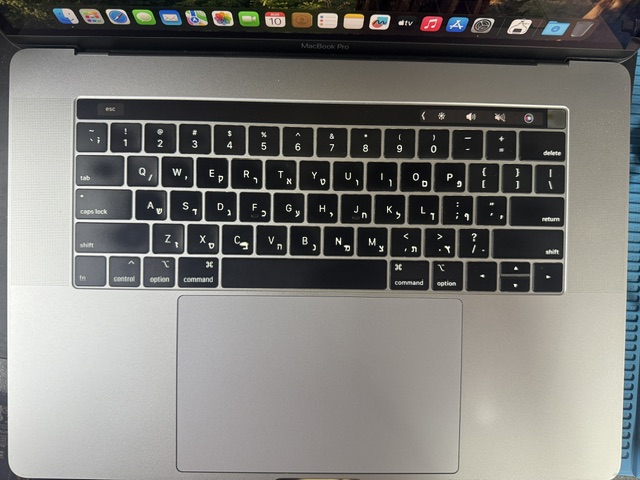 MacBook Pro 15 אינץ׳ 2018 — i7, ‏32GB, ‏512GB SSD, מטען מקורי — תמונה 3